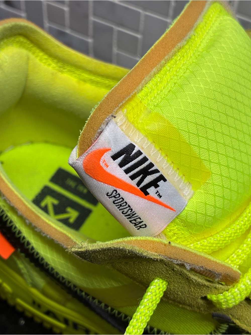 Nike x Off-White Air Force 1 Low Volt AO4606-700 Size 13 OG Box Extra Laces - Picture 9 of 16
